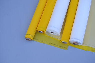 中国 100%ポリエステル物質的な単繊維スクリーンの印刷の網の白い/黄色色 サプライヤー